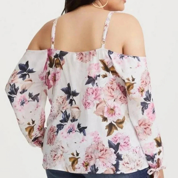 Torrid Cold Shoulder Blouse - Runway‎ Collection - Size 0/Large - Floral - Picture 2 of 5
